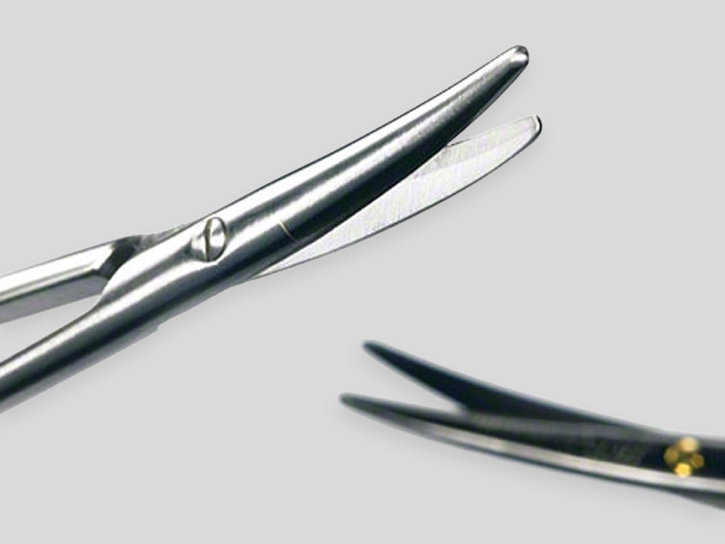 AESCULAP® needle holder close-up